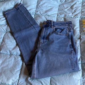 American Eagle Mom Jeans